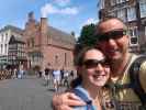 Sabine und ich am Markt in 's-Hertogenbosch (22. Mai)