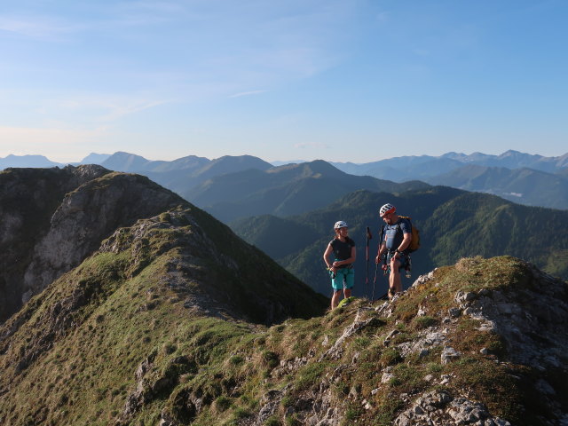 Romana und Stefan zwischen Heldenkreuz und Totenk&ouml;pfl-Ostgrat (4. Juni)