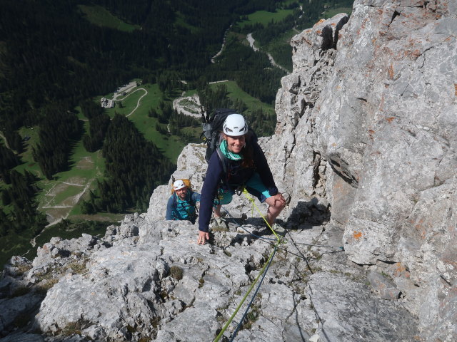 Kalbling-Nordwestgrat: Stefan und Romana in der 8. Seill&auml;nge (5. Juni)