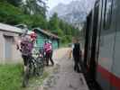 IC 1112 im Bahnhof Johnsbach im Nationalpark, 588 m (3. Juni)