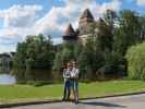 Sabine und ich bei der Burg Heidenreichstein