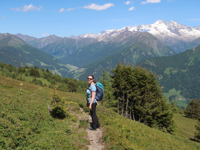 Sabine zwischen Egger Joch und Egger Mähder (12. Juni)