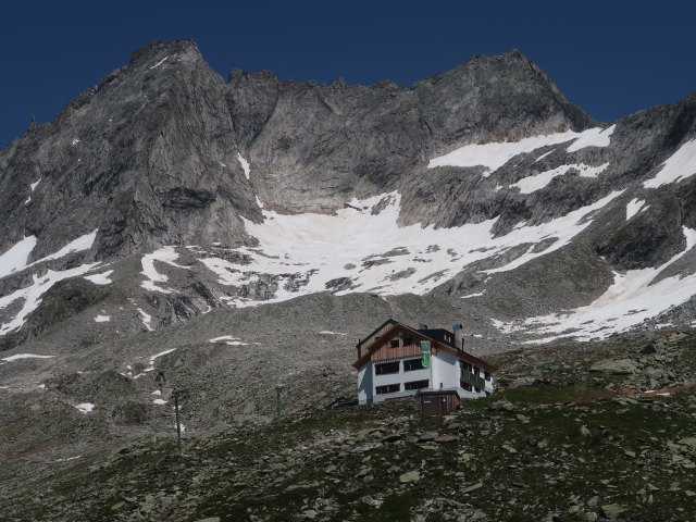 Plauener H&uuml;tte, 2.364 m (19. Juni)