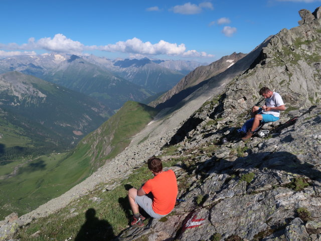 Christian und Georg in der Astromscharte, 2.595 m (2. Juli)