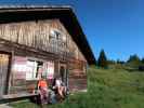 Christian, Sarah und Georg auf der Häusleralm, 1.868 m (2. Juli)