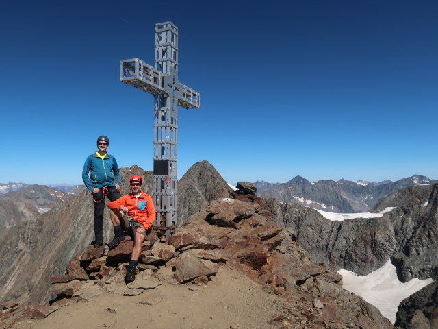 Ronald und ich auf der Sonklarspitze, 3.643 m (17. Juli)