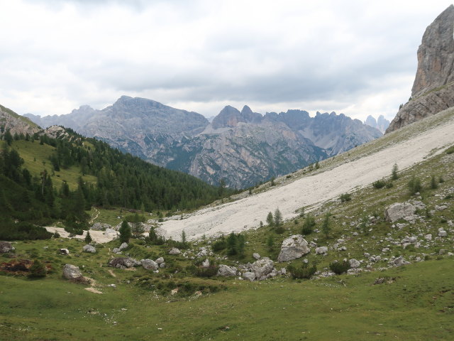 Dolomitenhöhenweg zwischen Kirchler Scharte und Flodige Sattel