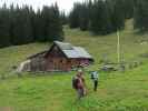 Hannelore, Manuel und Sabine auf der Tonionalm, 1.429 m