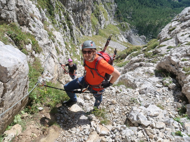 Via Ferrata Enrico Contin: Birgit und Thomas zwischen Einstieg und Forcella Contin