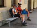 Sarah und Georg im Bahnhof Dorfgastein, 823 m