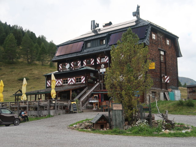 Sabine bei der Dr.-Josef-Mehrl-H&uuml;tte, 1.730 m (3. Sep.)