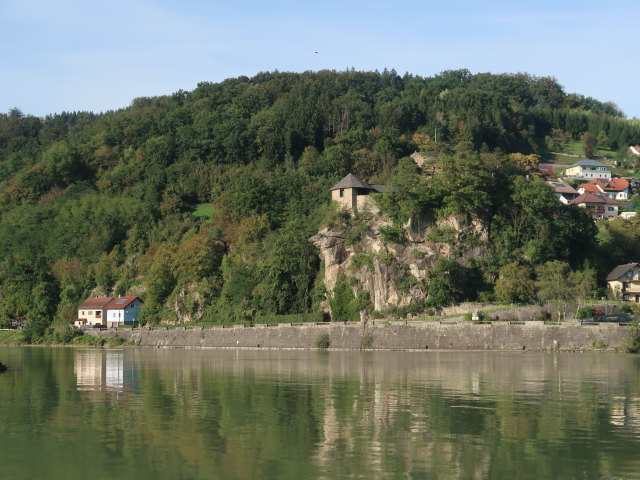 Burg Werfenstein, 261 m