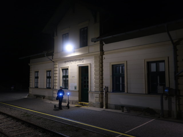 Sabine im Bahnhof Rosenburg, 268 m