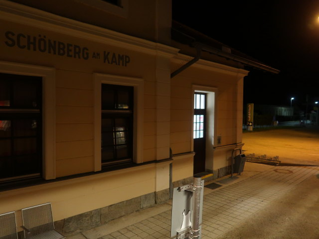 Bahnhof Schönberg am Kamp, 219 m