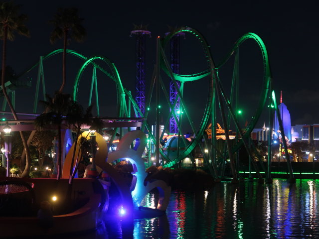 The Incredible Hulk Coaster in Universal's Islands of Adventure (4. Nov.)