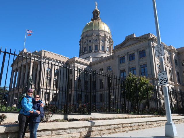 Ich und Sabine beim Georgia State Capitol in Atlanta (13. Nov.)