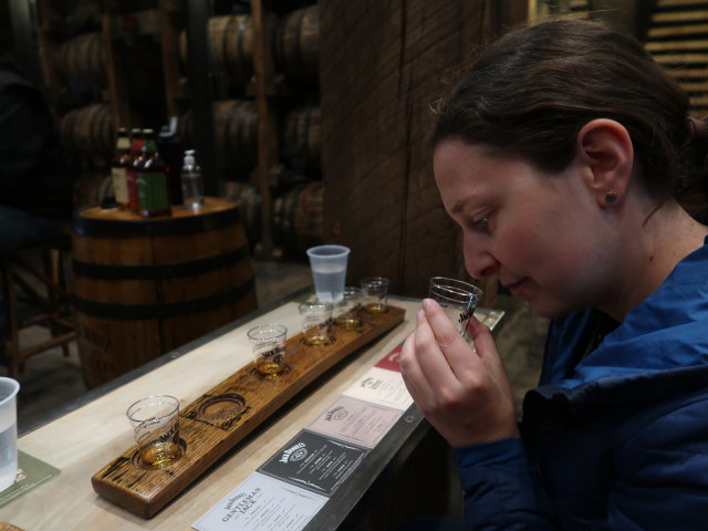 Sabine in Jack Daniel's Distillery in Lynchburg (14. Nov.)