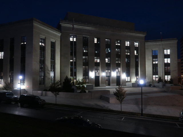 John Sevier State Office Building in Nashville (14. Nov.)