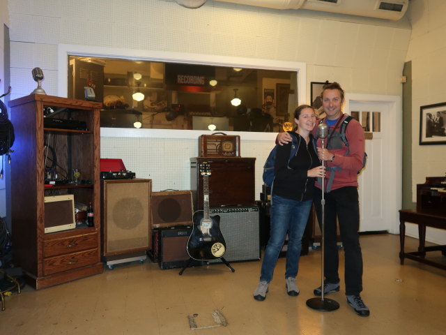 Sabine und ich im Sun Studio in Memphis (15. Nov.)