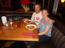 Ich und Sabine in BJ's Restaurant & Brewhouse in Orlando (25. Nov.)