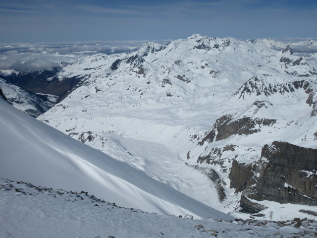 neben der Bergstation der Telepherique de Grande Motte, 3.459 m (20. März)