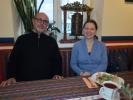 Hans-Christian und Sabine im Restaurant Tibet