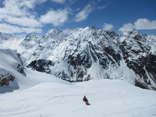 Markus zwischen Piste 34 und 38 (21. Apr.)