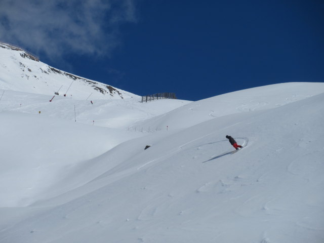 Markus neben der Piste 40 (21. Apr.)