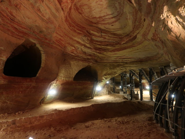 Schlossberghöhlen in Homburg, 288 m (18. Mai)