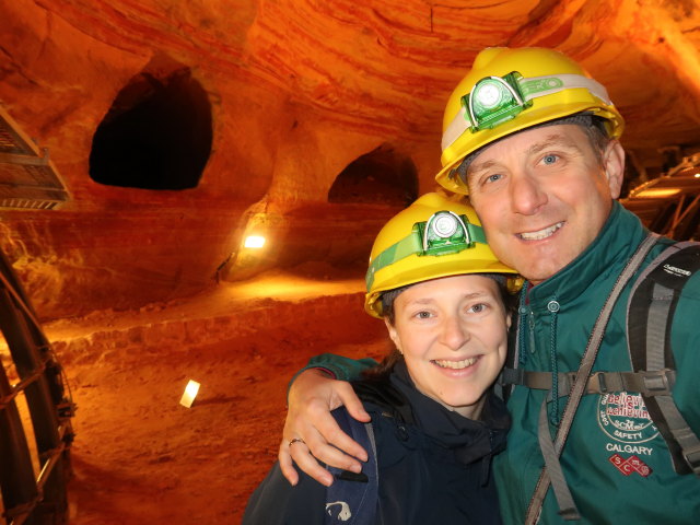 Sabine und ich in den Schlossberghöhlen in Homburg, 288 m (18. Mai)