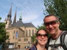 Sabine und ich bei der Kathedral Notre-Dame in Lëtzebuerg (21. Mai)