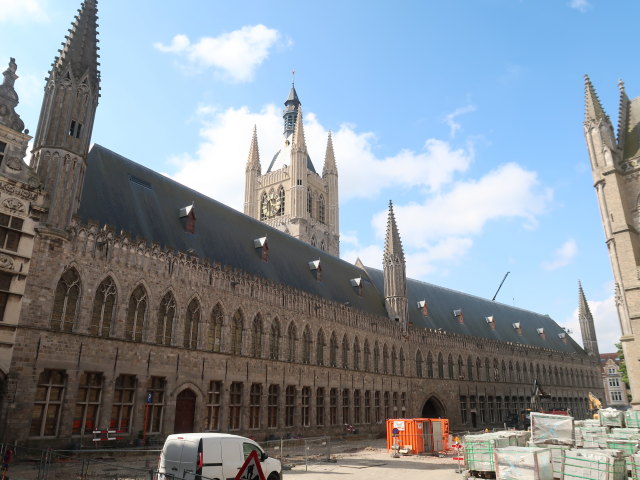 Lakenhalle in Ieper (25. Mai)