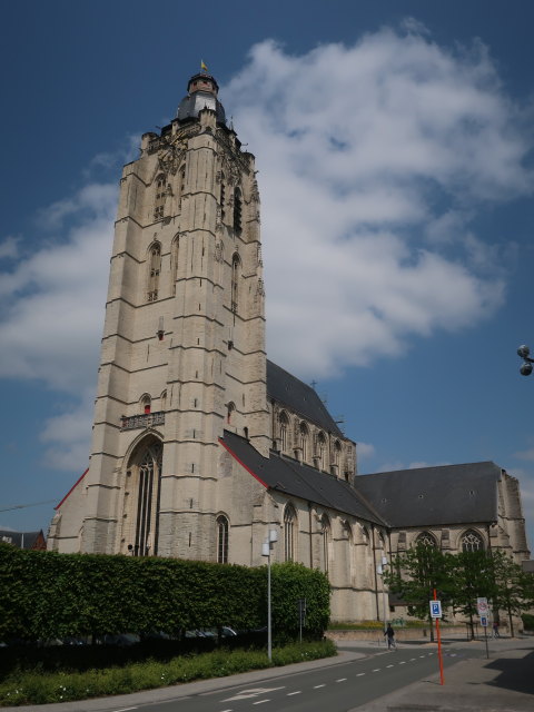 Sint-Walburgakerk in Oudenaarde (25. Mai)