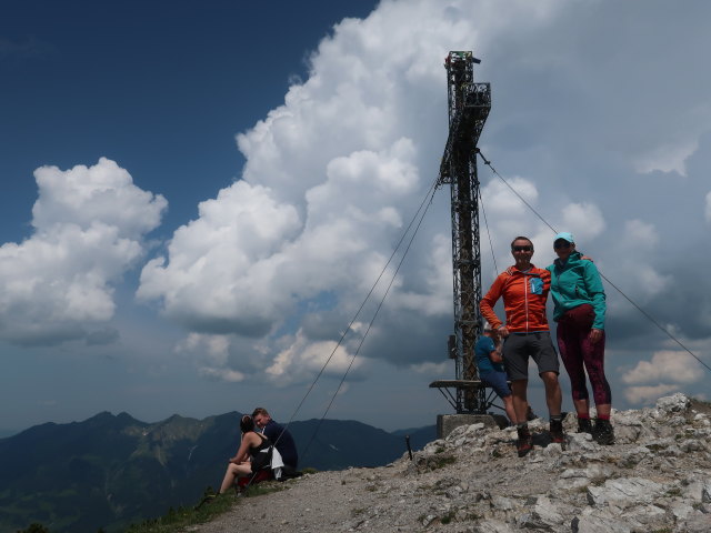 Ich und Ursa am Hohen Fra&szlig;en, 1.979 m (8. Juni)
