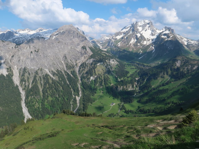 Madonatal vom Glattmar aus (9. Juni)