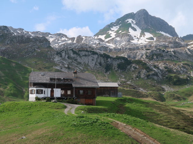 Biberacher H&uuml;tte, 1.846 m (10. Juni)