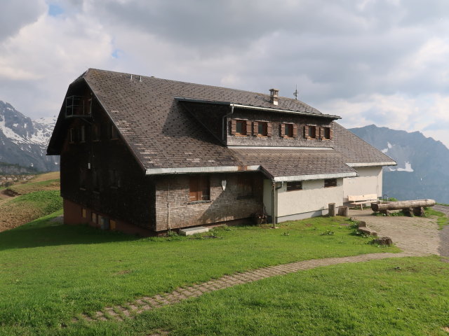 Biberacher H&uuml;tte, 1.846 m (10. Juni)