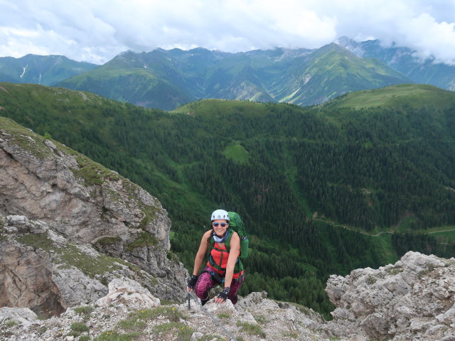 Spitzenstein-Klettersteig: Ursa im Ausstieg