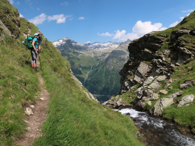 Ursa und Christian am Wildenkogelweg zwischen Löbbensee und Lackenboden (16. Juli)