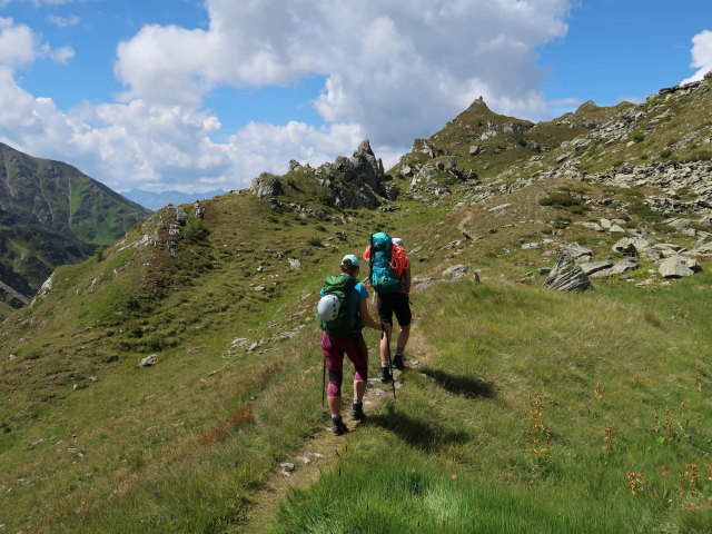 Ursa und Larissa am Wiener Höhenweg zwischen Peischlachtörl und Berger Törl (13. Aug.)