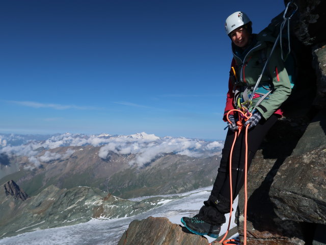 Larissa am St&uuml;dlgrat (14. Aug.)