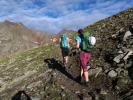 Larissa und Ursa am Wiener Höhenweg zwischen Tramerbach und Kesselkeessattel (13. Aug.)