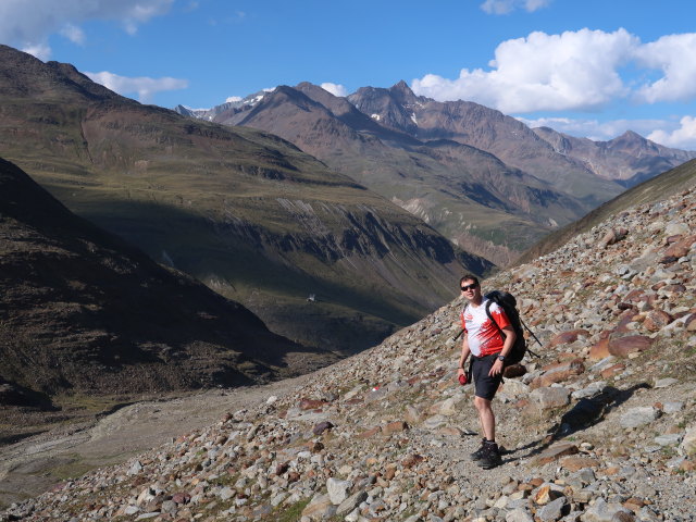 Ronald zwischen Hochjochferner und Arzb&ouml;dele (20. Aug.)