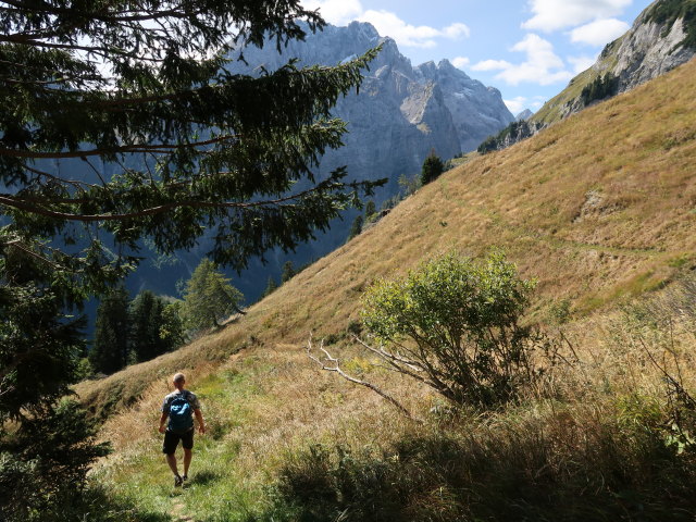 Frank zwischen Lamprechtkogel und Gasthof Valentinalm