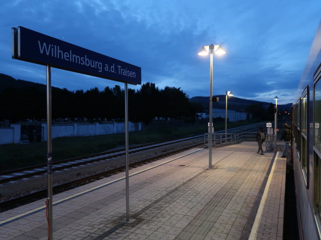 Bahnhof Wilhelmsburg an der Traisen, 320 m