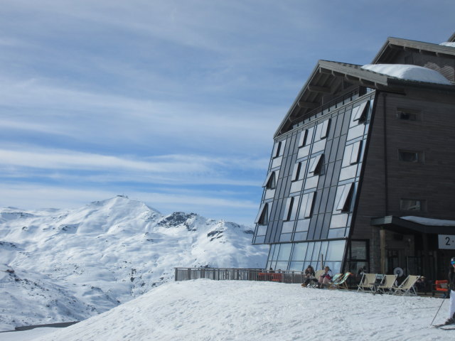 neben dem T&eacute;l&eacute;si&egrave;ge Plein Sud (20. M&auml;rz)
