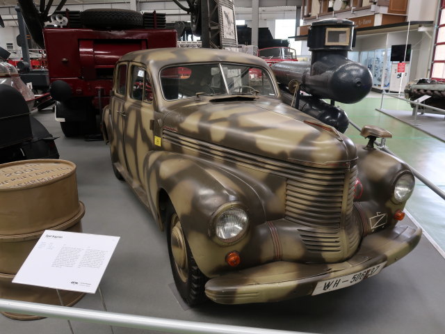 Technikmuseum: Opel Kapit&auml;n in der Liller-Halle