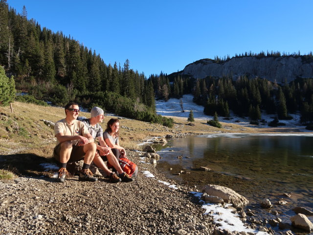 Ich, Frank und Melanie beim Sackwiesensee, 1.414 m (16. Nov.)