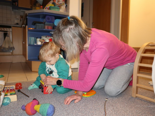 Nils und Mama in unserer Wohnung