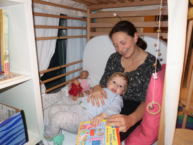 Nils und Sabine in unserer Wohnung